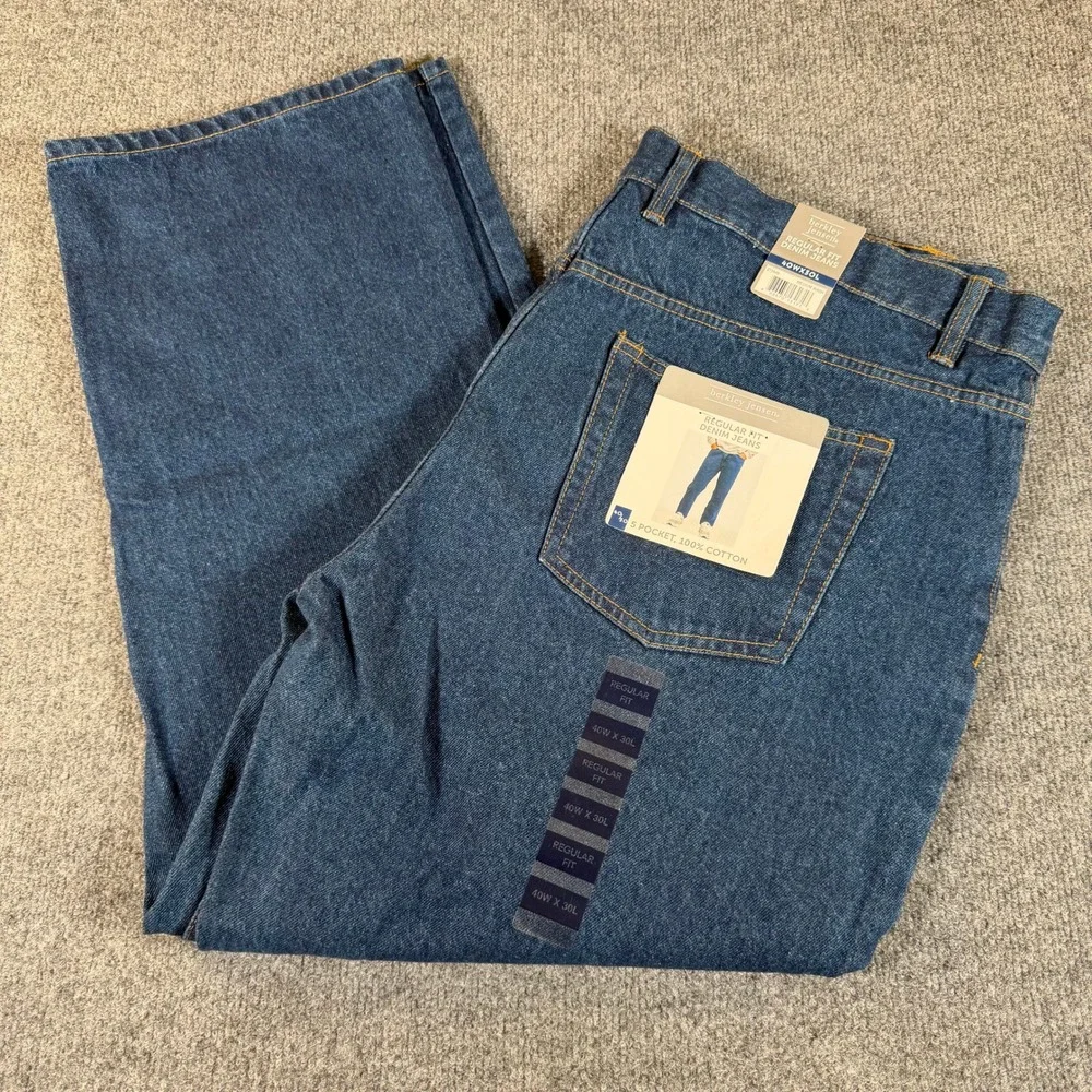 Berkley Jensen Mens Regular Fit Denim Jeans Medium Wash 40x30 Cotton NWT 3452